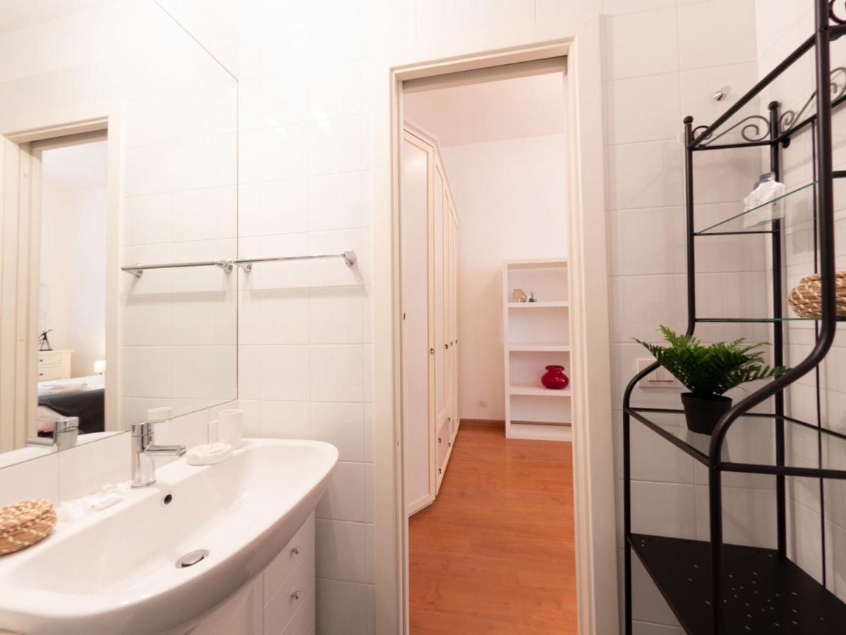The Best Rent - Lovely One-Bedroom Apartment Near Villa Borghese Рим Екстериор снимка