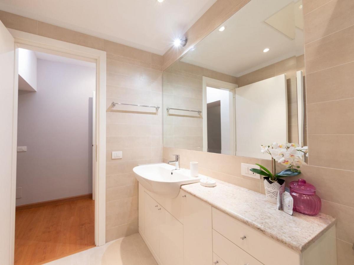 The Best Rent - Lovely One-Bedroom Apartment Near Villa Borghese Рим Екстериор снимка